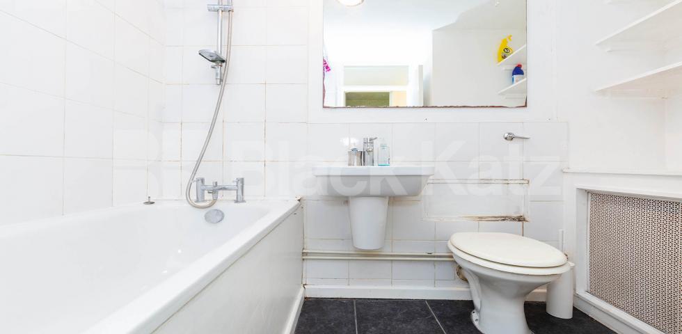 			1 Bedroom, 1 bath, 1 reception Apartment			 Ridge Road N8, CROUCH END / HARRINGAY